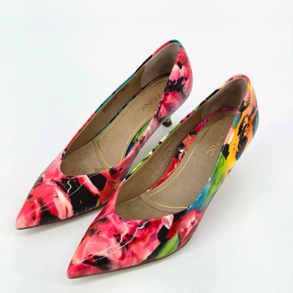 Vionic Josie Floral Patent Leather Pointed Toe Kitten Heels Pumps Women's Size 8